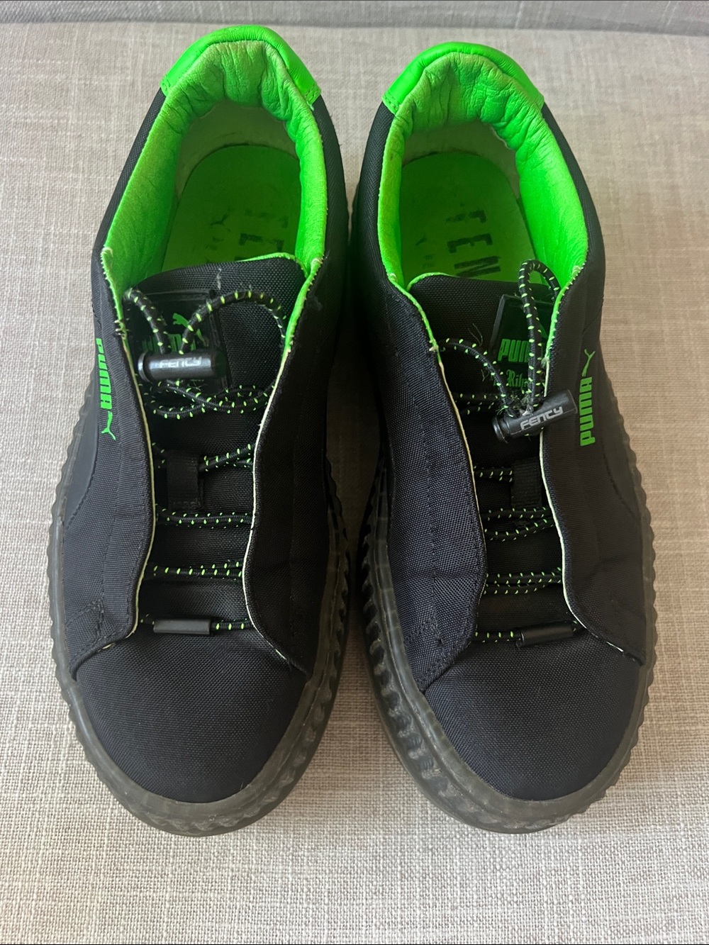 Puma X Fenty Womens Black Sneakers with Green Lining, size 7